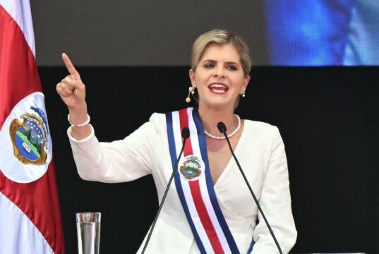 Primera gran derrota del gobierno de Laura Fernández